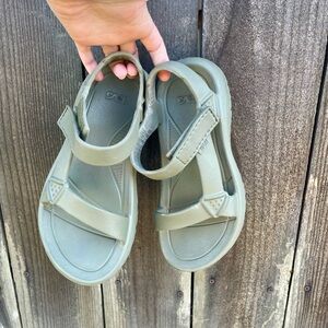 Women’s Teva drift hurricane Olive Green Sandals